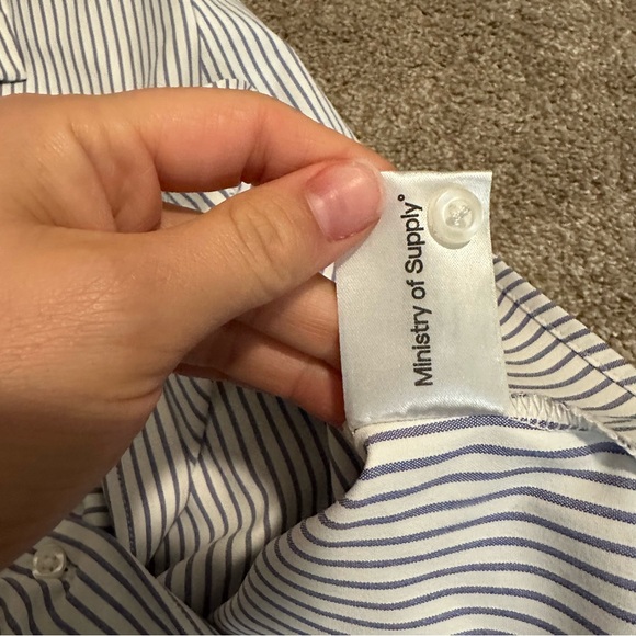 Ministry of Supply Women's White and Blue Striped Button-Down Shirt - Picture 4 of 12